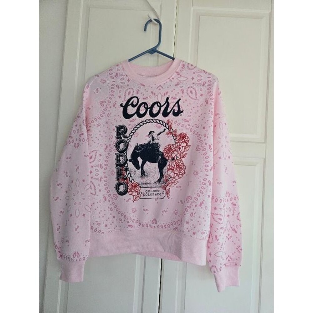Coors Rodeo Graphic Sweatshirt Pink Bandana Print Crewneck - Womens XS - NEW